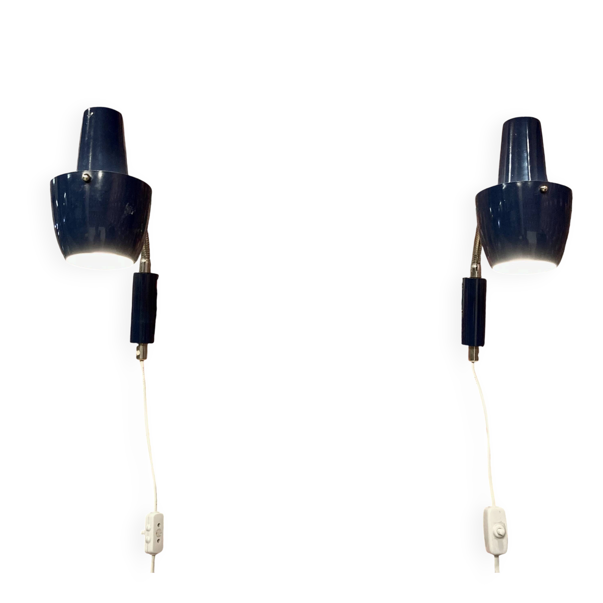 PAIR OF METAL WALL LIGHTS 1950 "SCANDINAVIAN DESIGN".