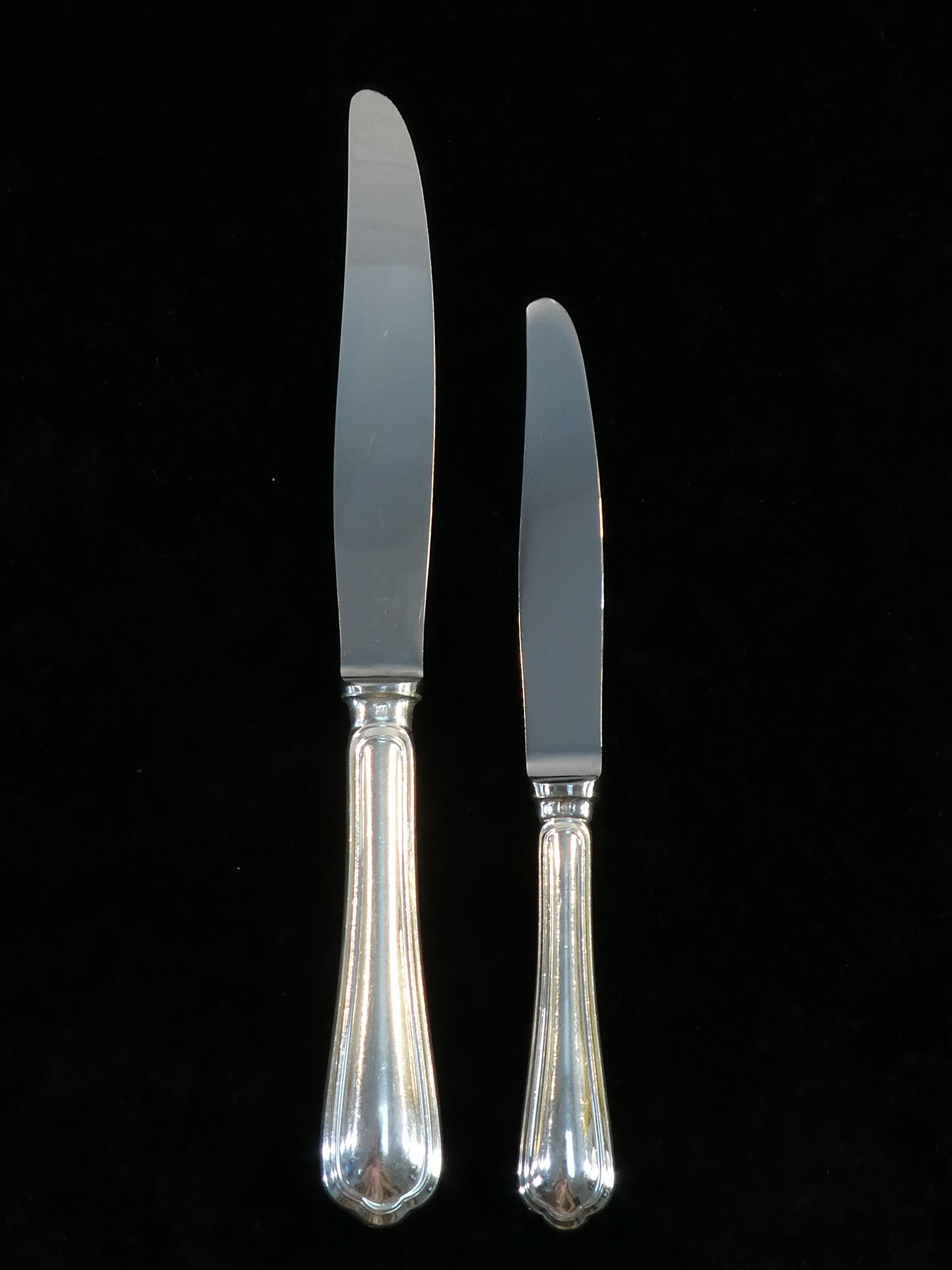 12 large knives and 12 knives with dessert christofle model spatours