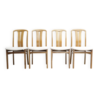 Vintage eetkamerstoelen met nieuwe stoffering in Boucle