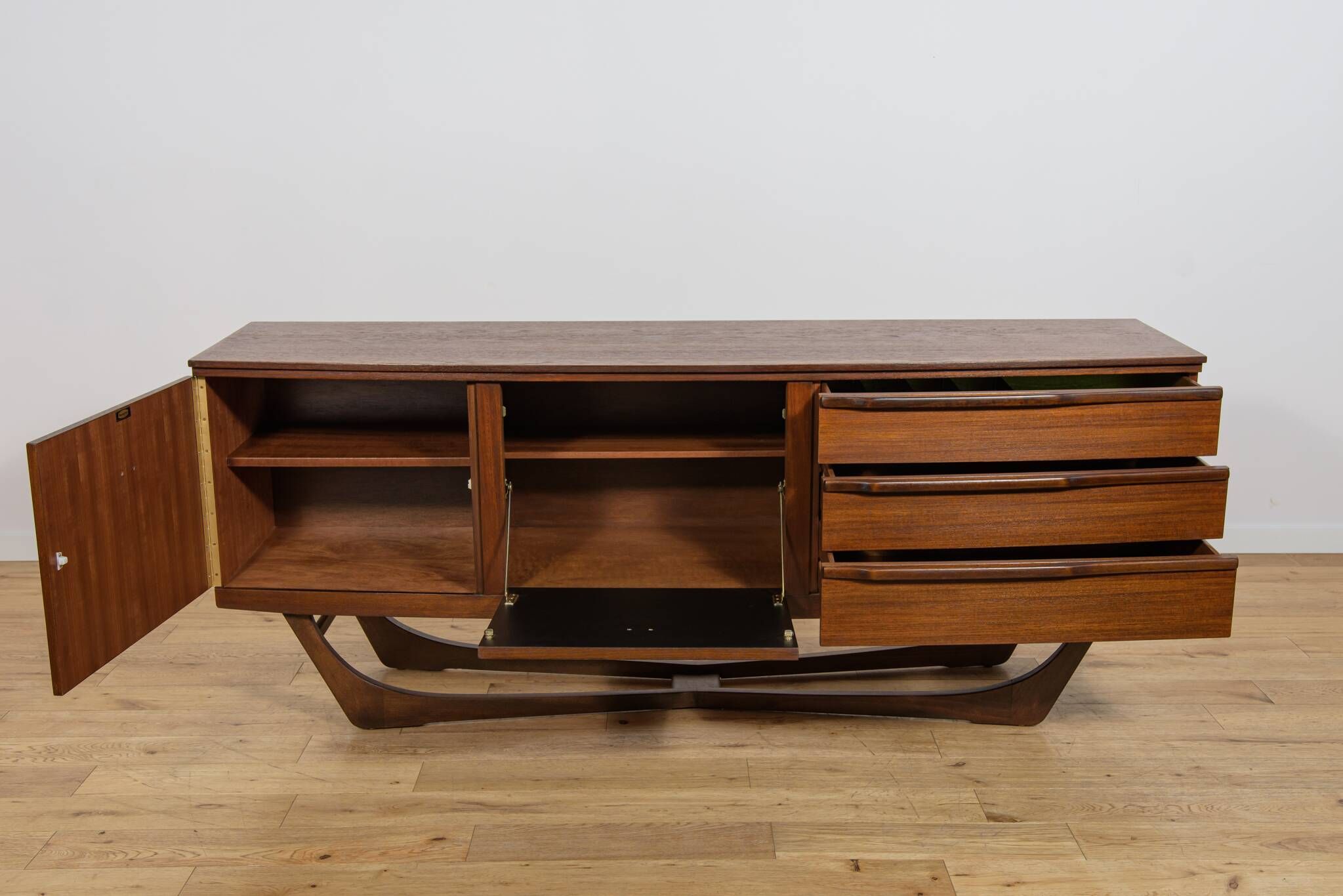 Mid-Century Teak Sideboard by Beautility, United Kingdom, 1960s