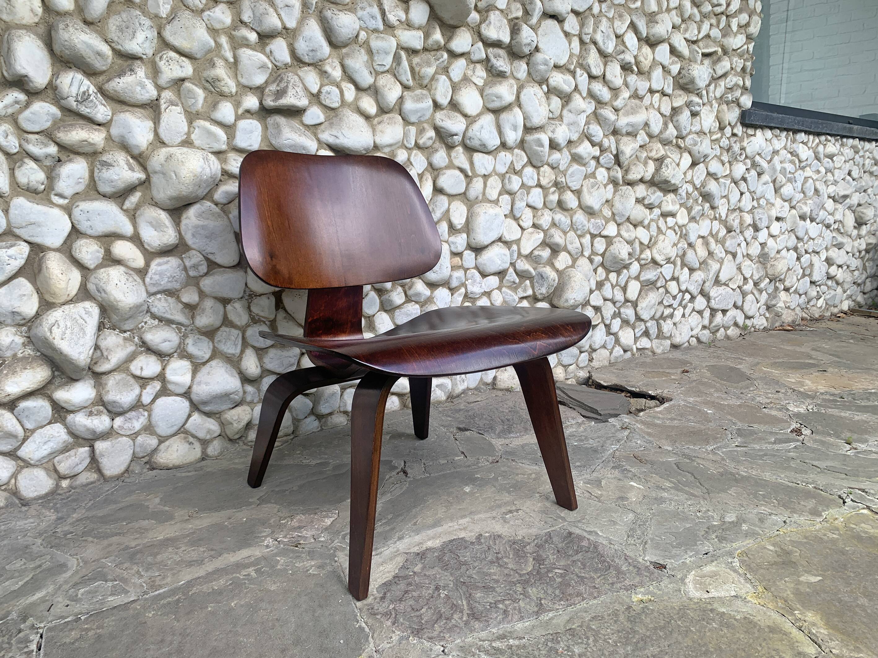 Fauteuil LCW Lounge Eames par Evans / Herman Miller 1950s