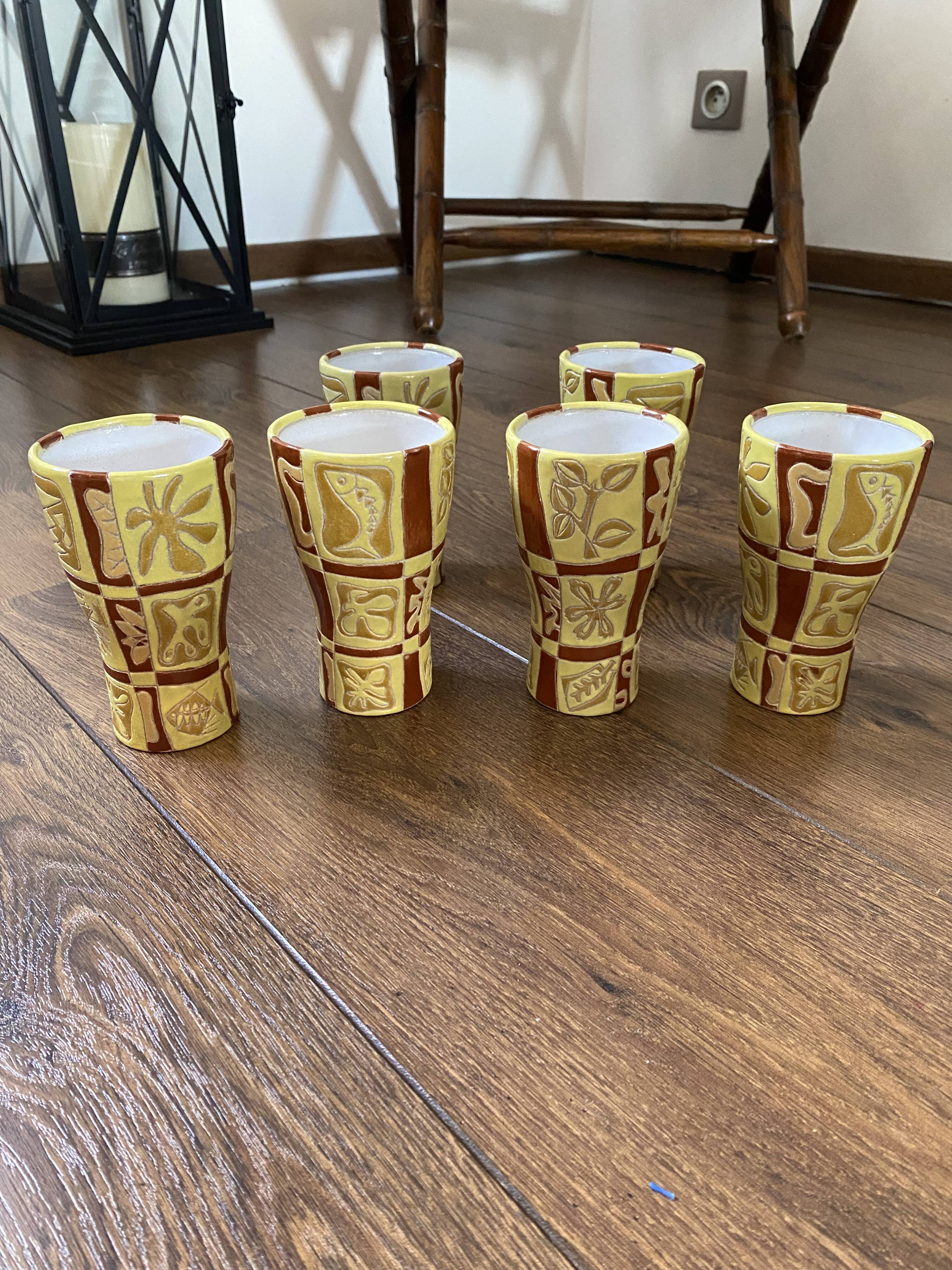 Ceramic mugs