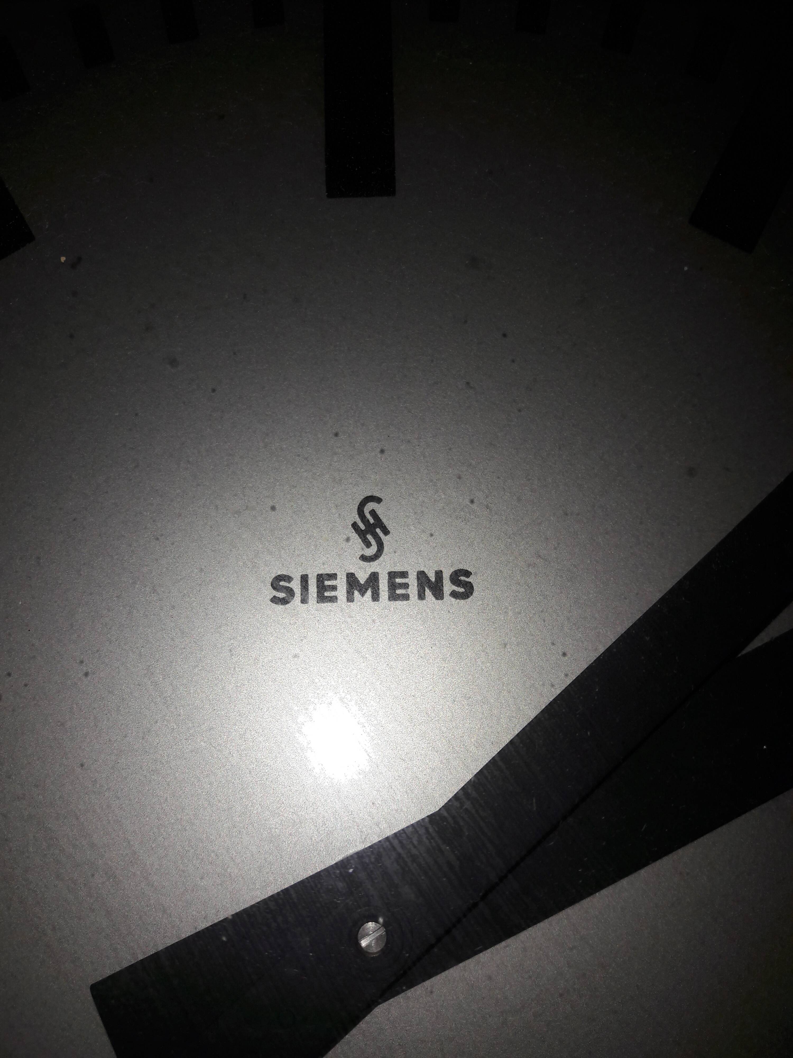 Siemens industrial clock