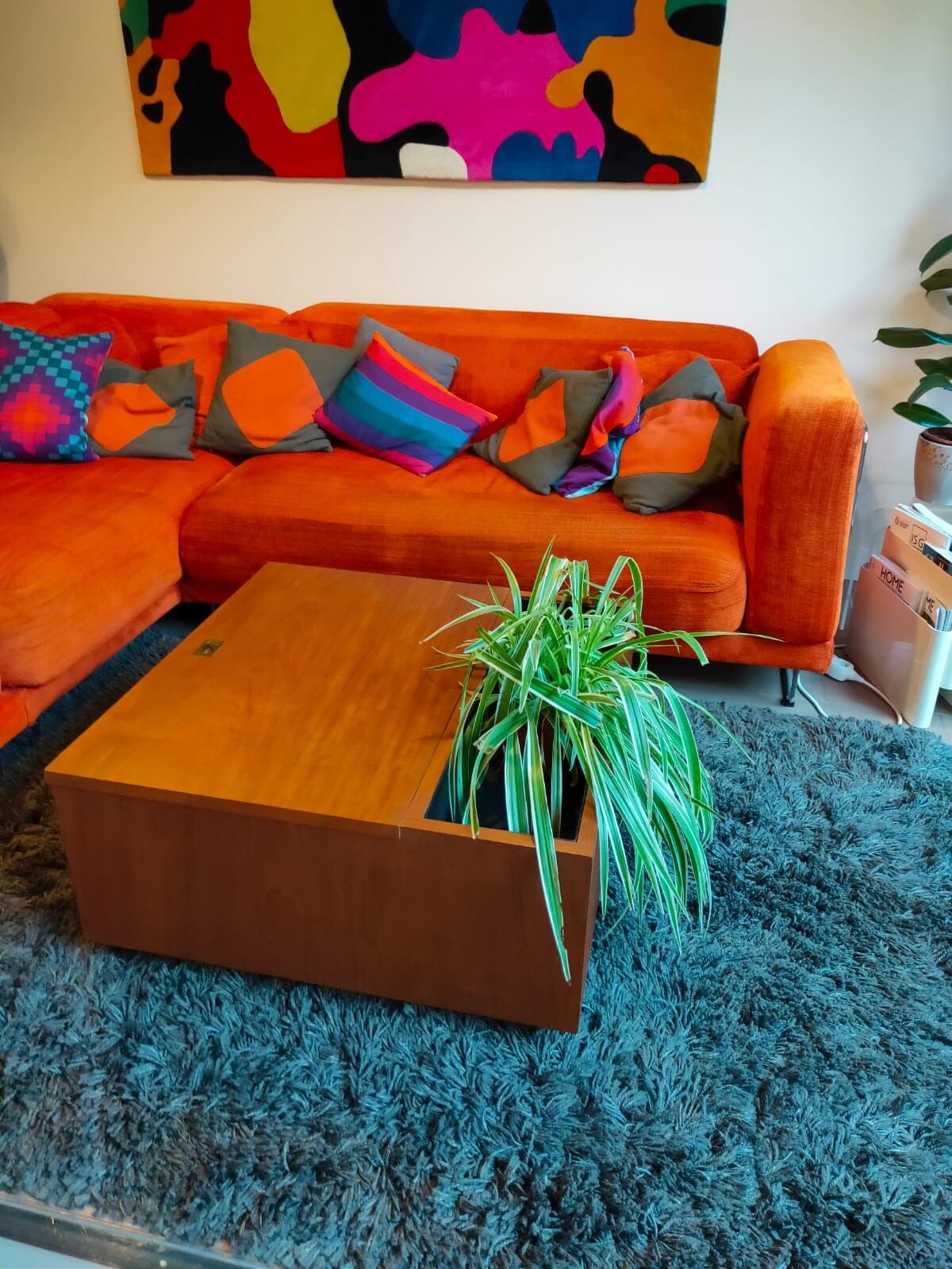 Table basse bar  scandinave avec jardinière intégrée