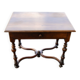 Louis XIII writing table in walnut, turned baluster x-shaped legs.