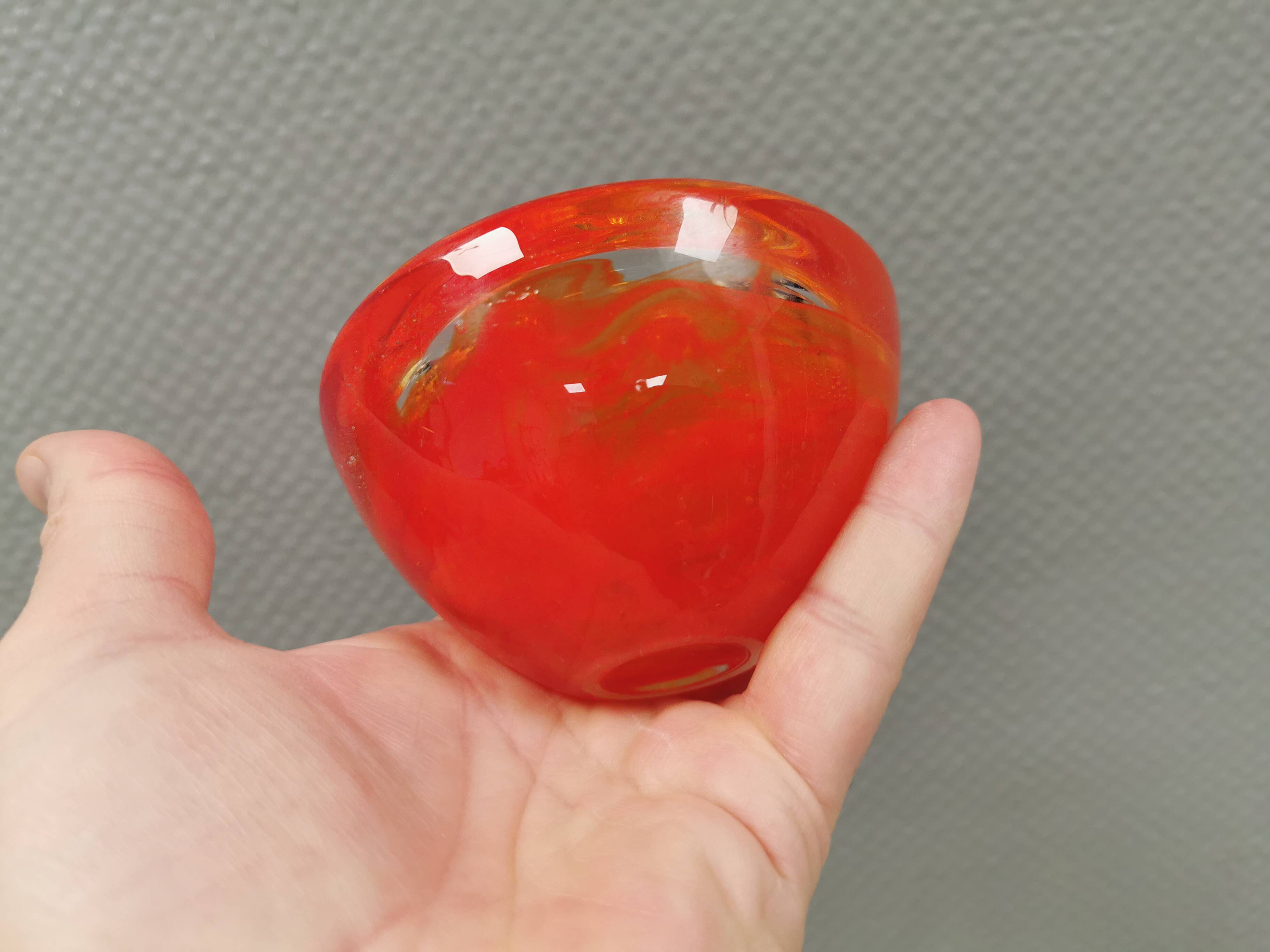 Beautiful candle holder by Kosta Boda, designed by Anna Ehrner in the 1990s