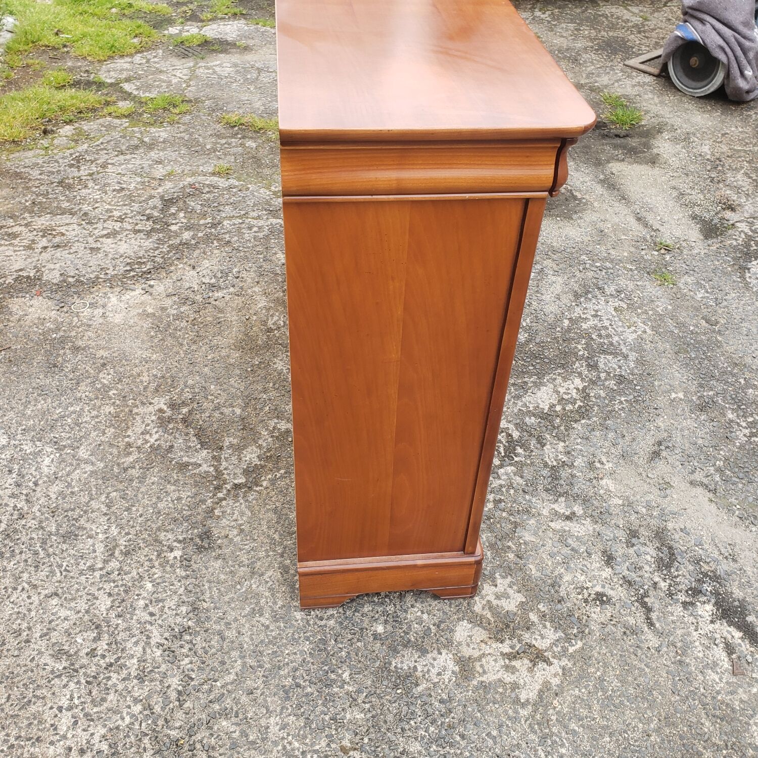 Sideboard on pedestal louis philippe style