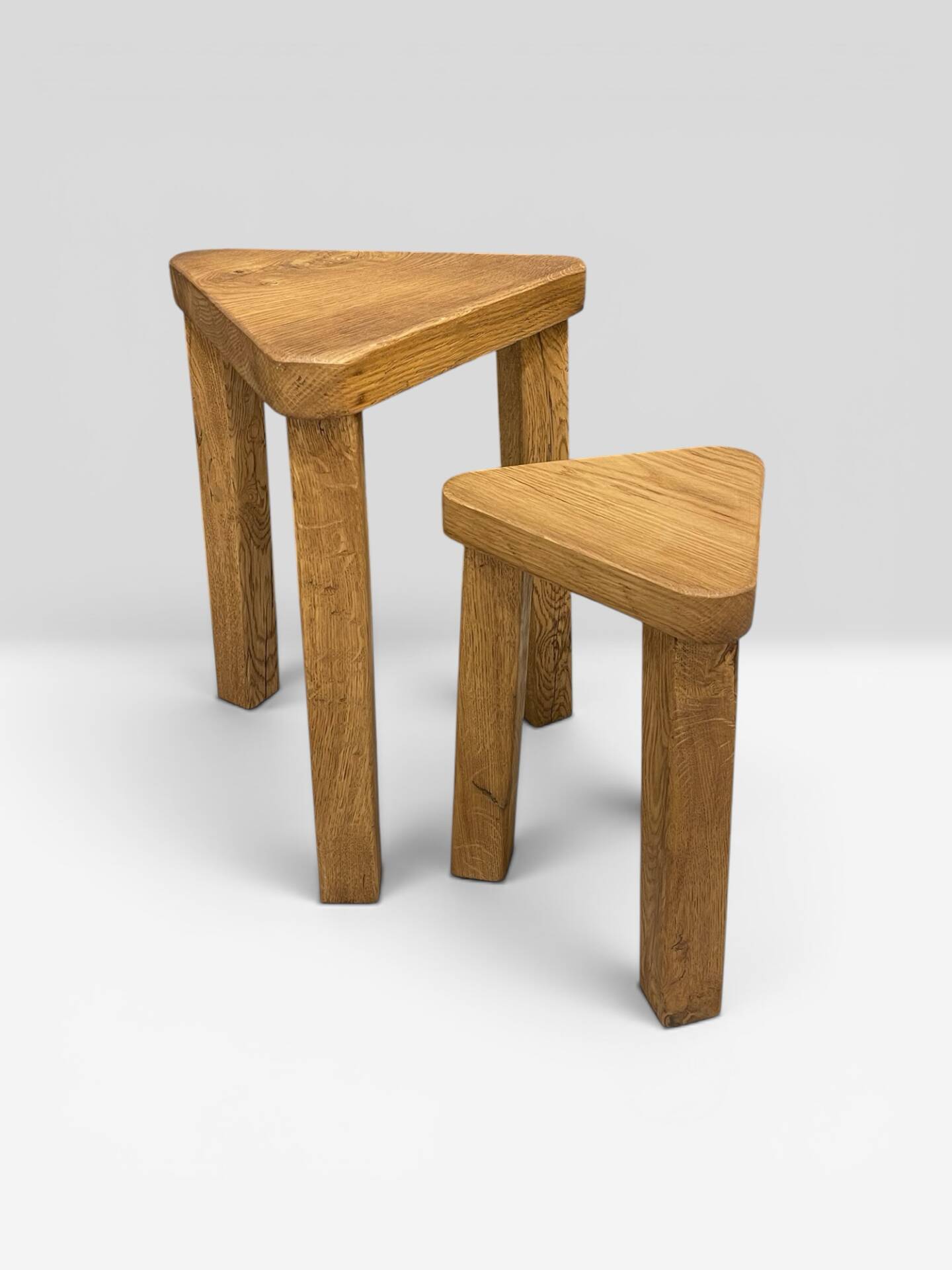 Paire de tables d’appoints vers 1950