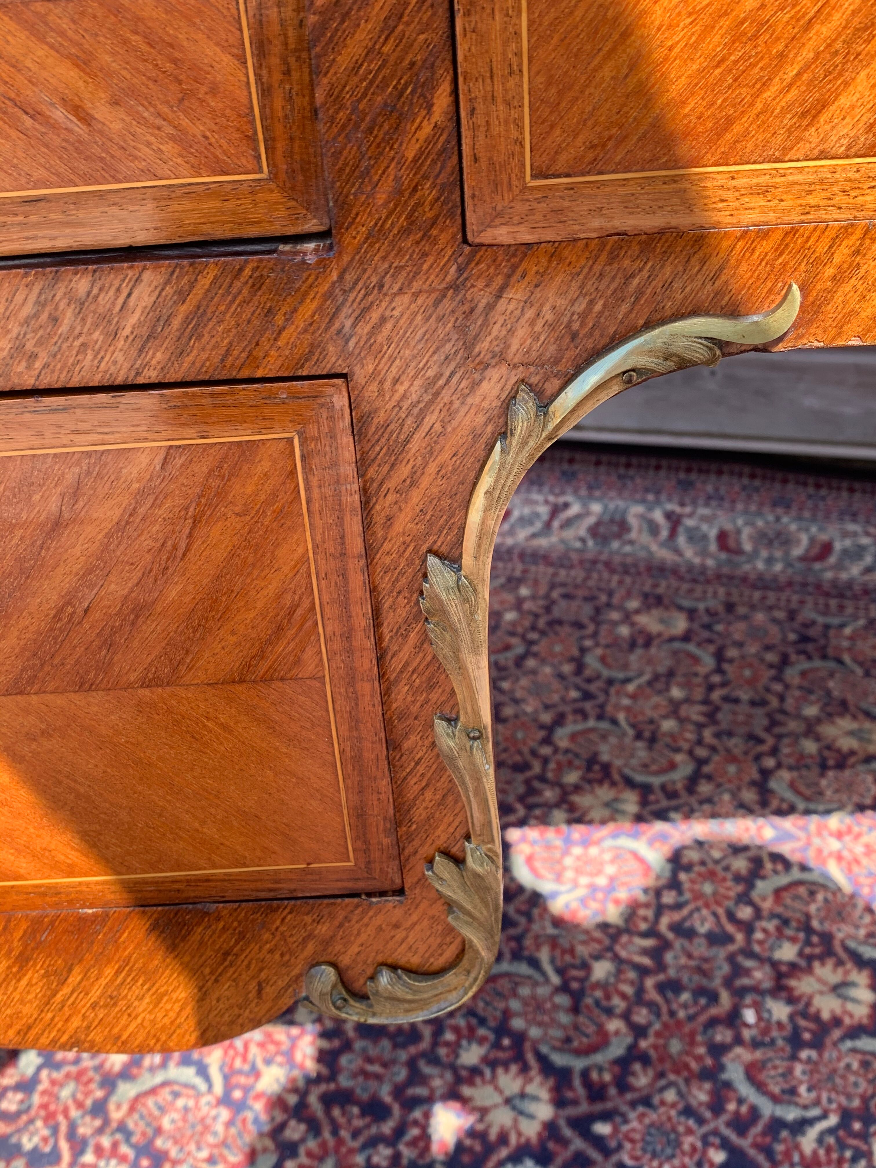 Desk in louis XV marquetry
