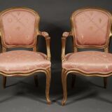 Paire de fauteuils cabriolets de style Louis XV