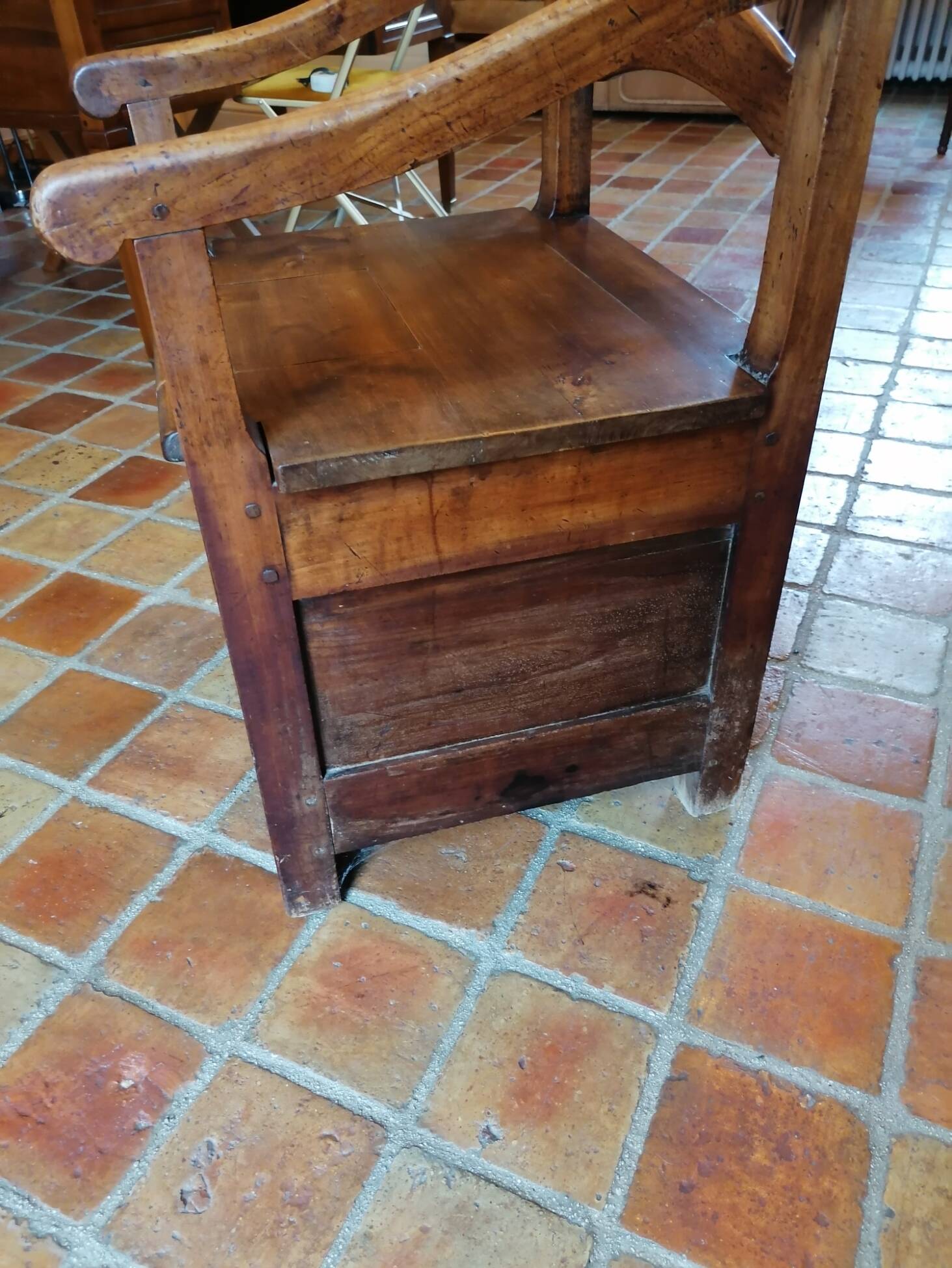 Antique solid wood trunk chair