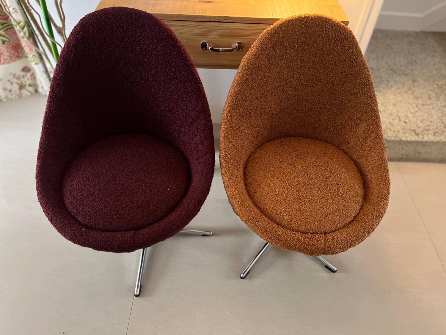 Pair of vintage 1970s swivel egg chairs