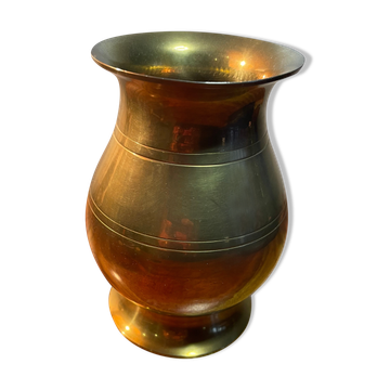 Vase en laiton