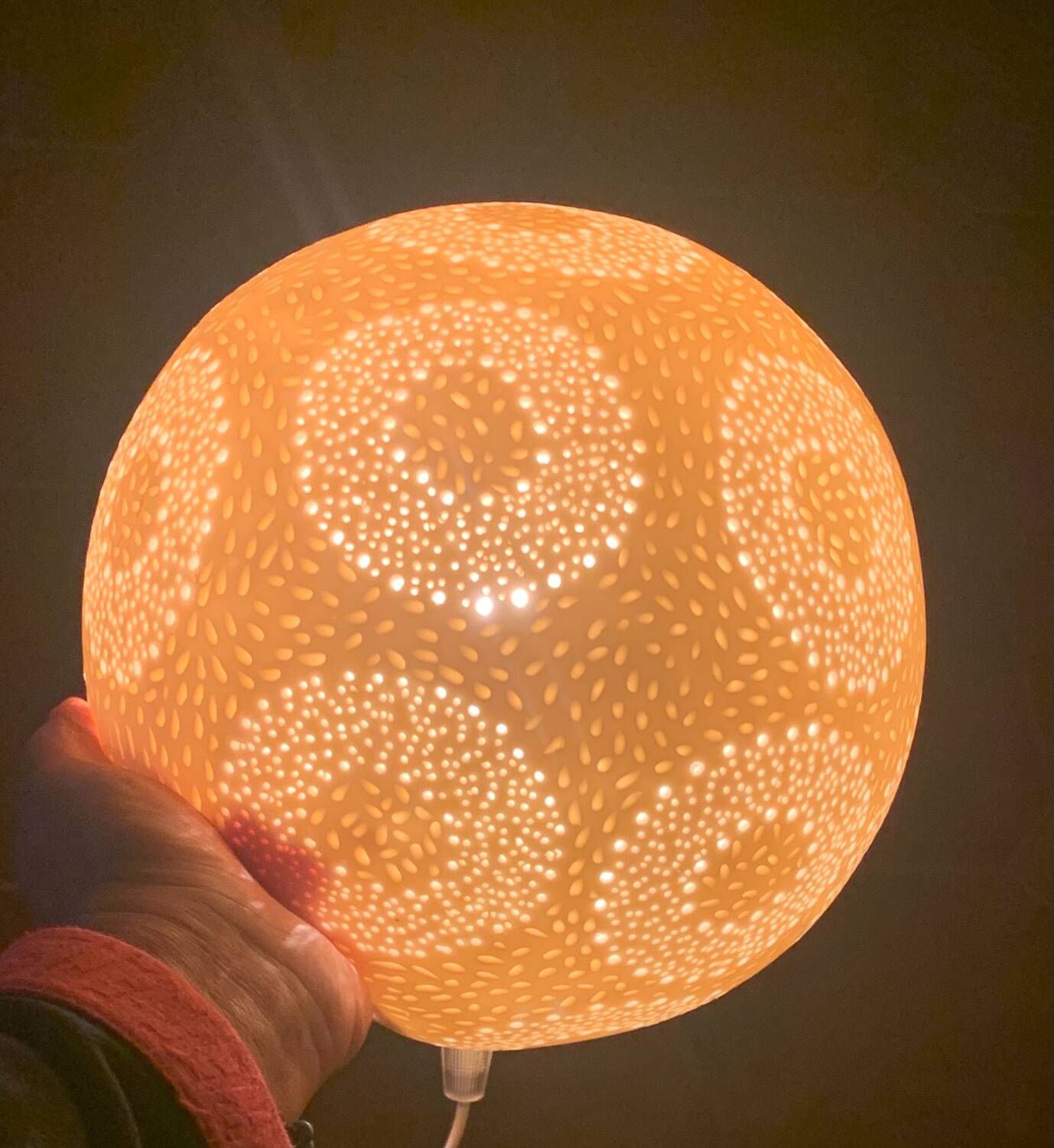 Porcelain lamp