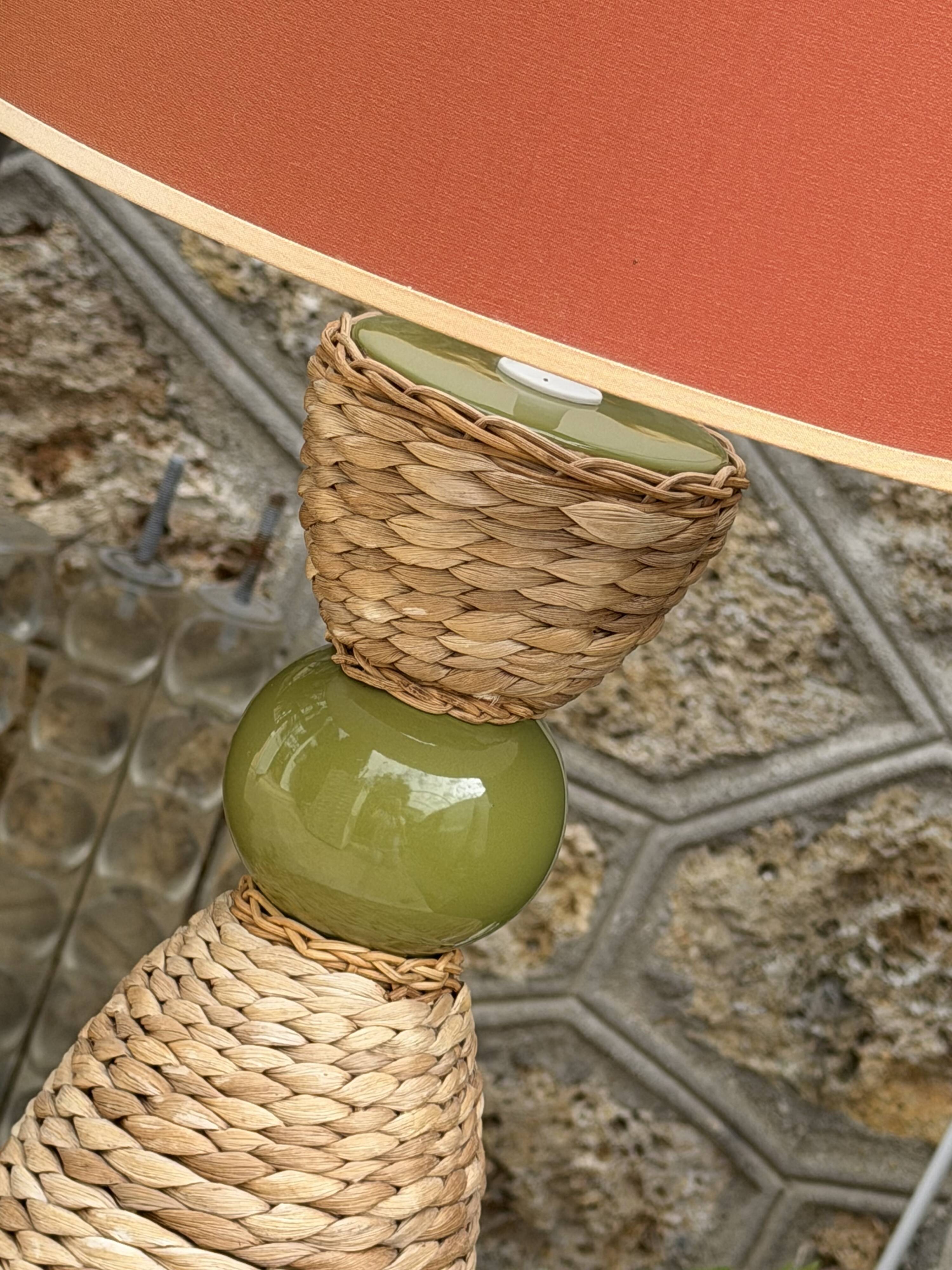 Large vintage sculptural lamp from the 60s/70s – olive green ceramic & very fine fibres.