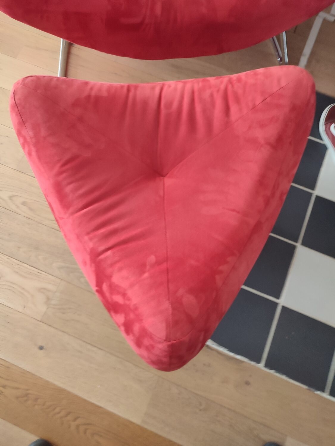 Paul Falkenberg chili armchair