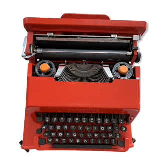 OLIVETTI VALENTINE S typewriter