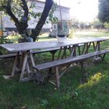 Ensemble vintage guinguette table avec 2 bancs