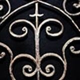 Pairede lamps cast