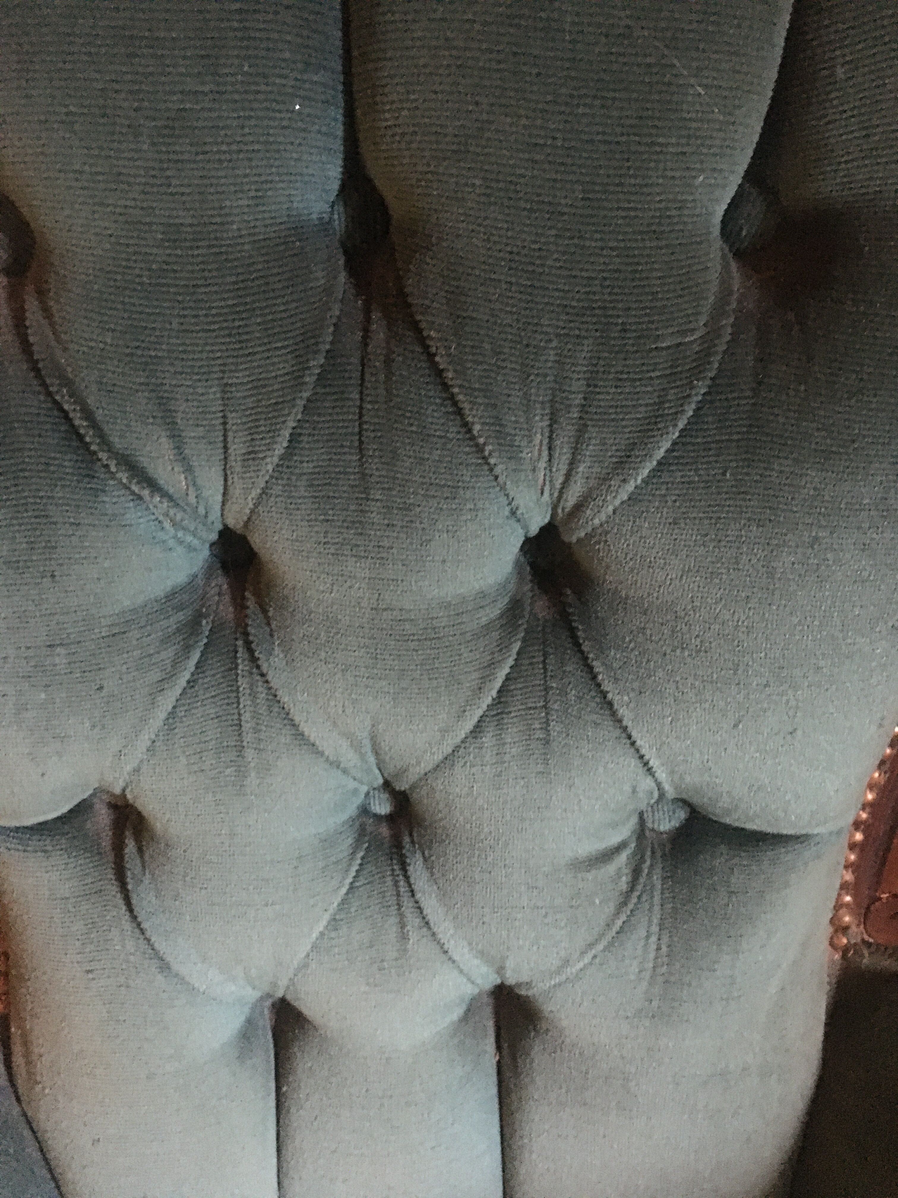 Voltaire armchair in green velvet