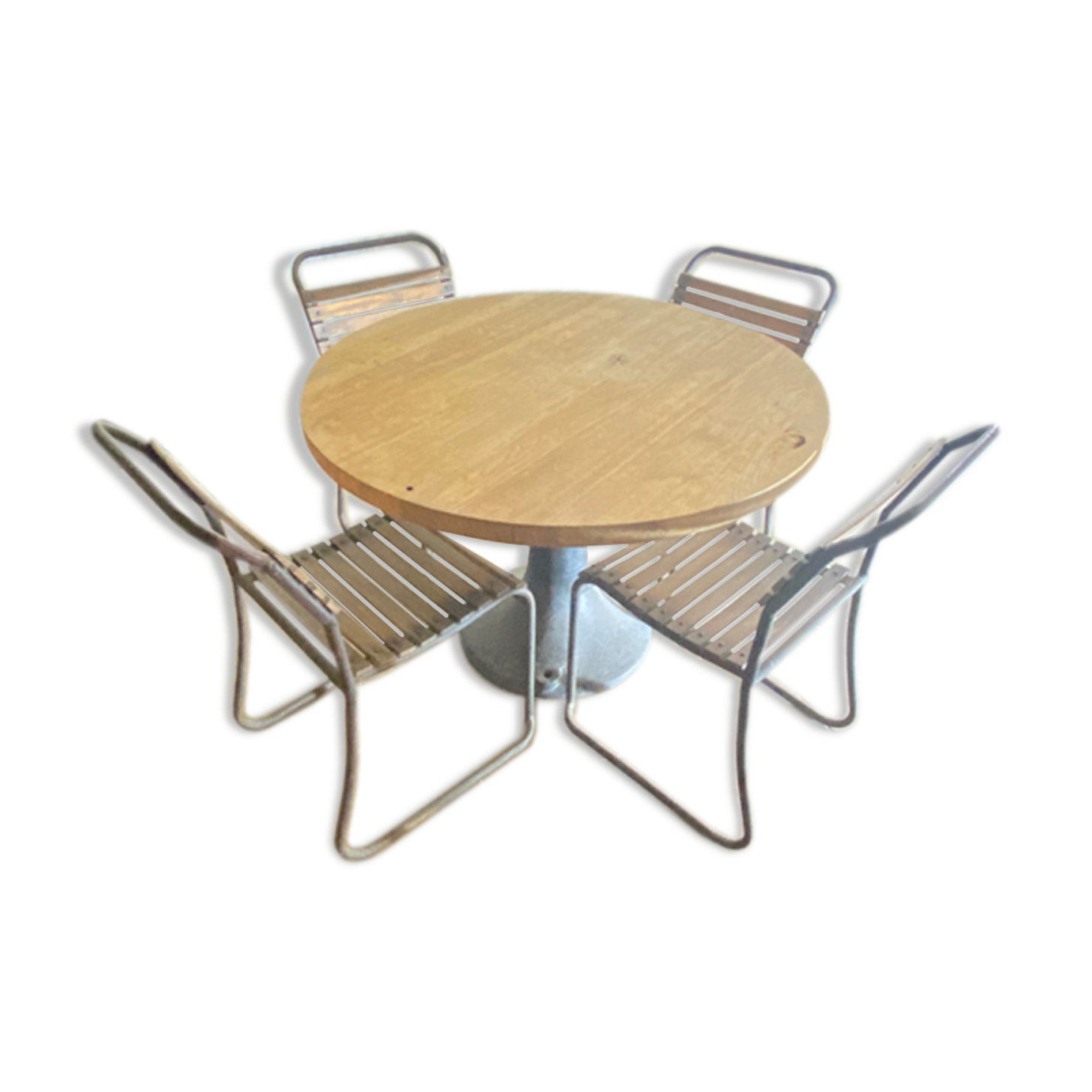 Oak table and 5 wooden chairs
