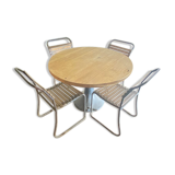 table en chêne et de 5 chaises en bois