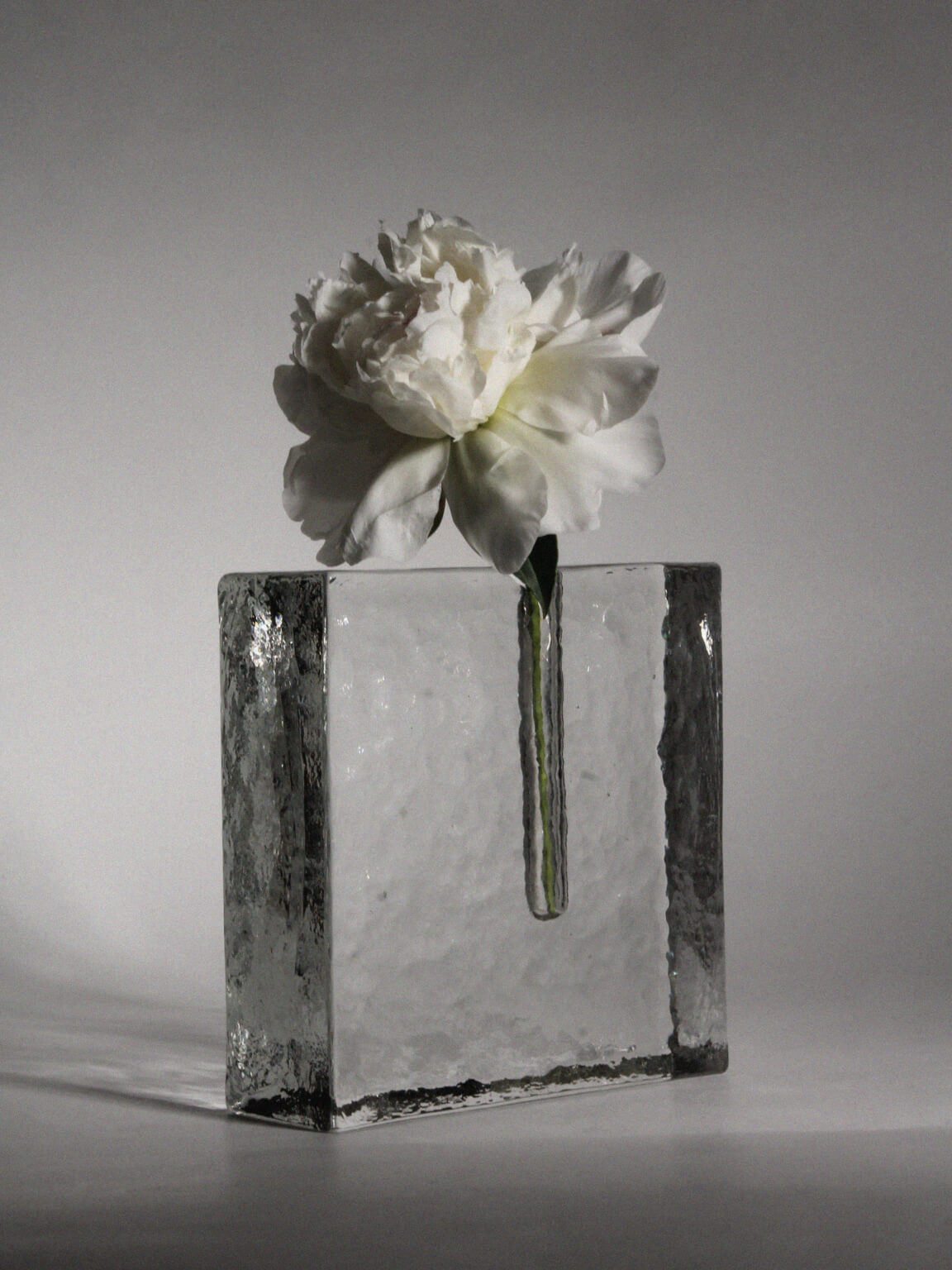 "Solifleur" Square Block Ice Glass Vase