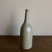 Bouteille de grès penchée début 20e
