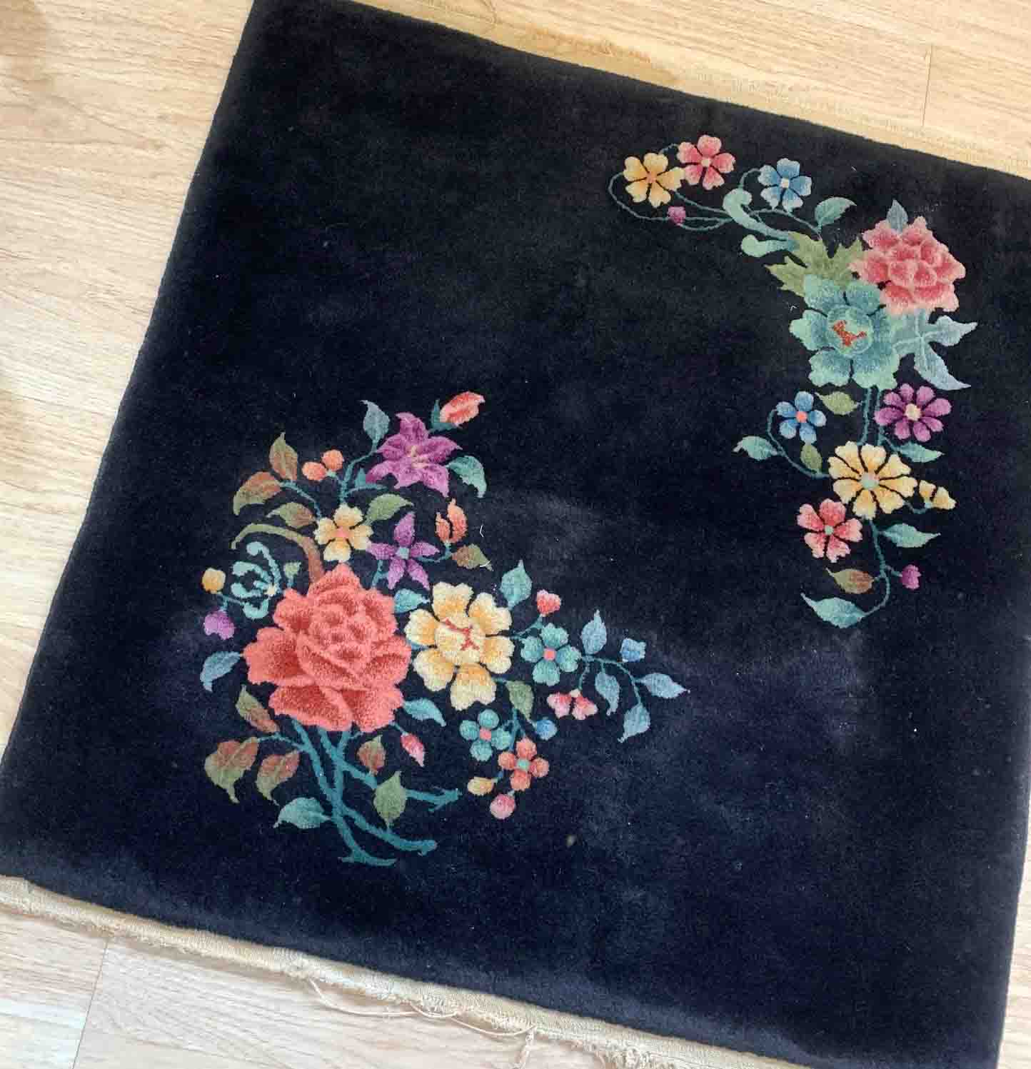Antique Chinese carpet Art Deco handmade 94cm x 94cm 1920s