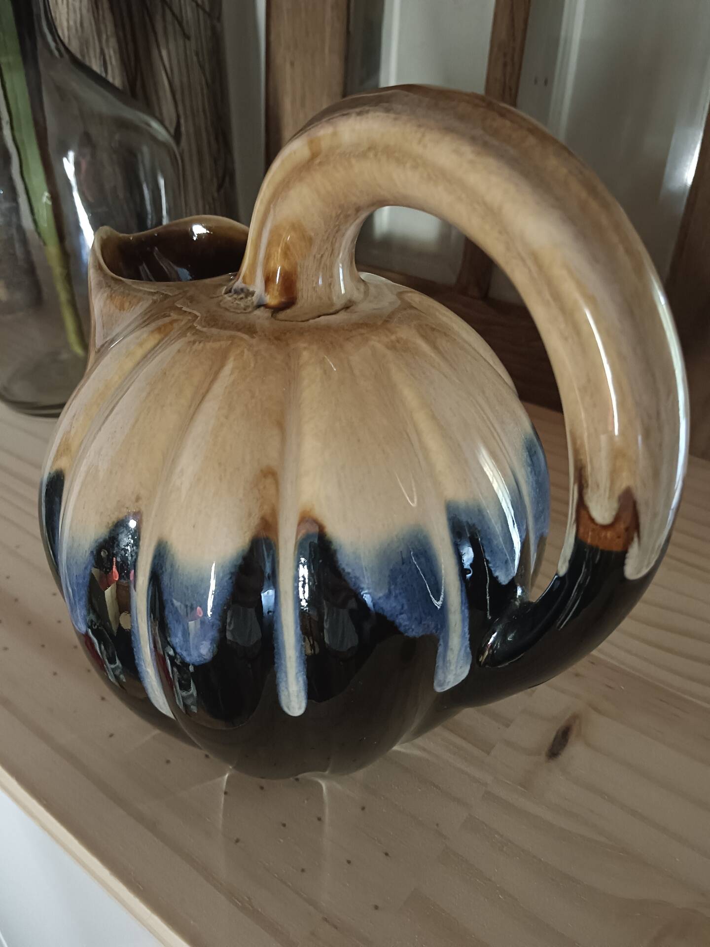 Pichet en céramique émaillée « Citrouille » – Attribué à Alpho
