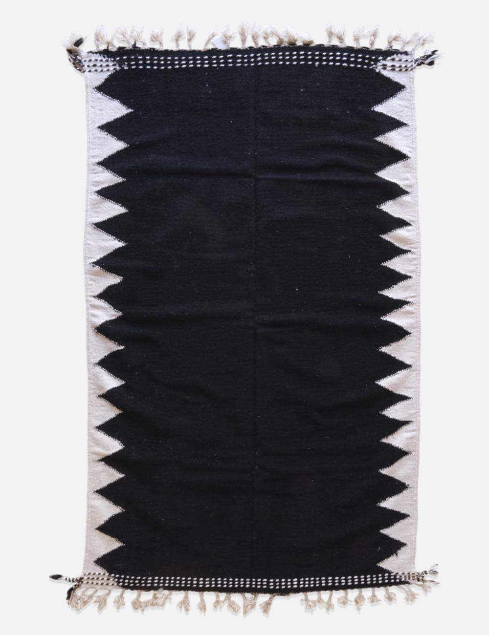 Minimalist Black Kilim Rug - 282 x 171 cm