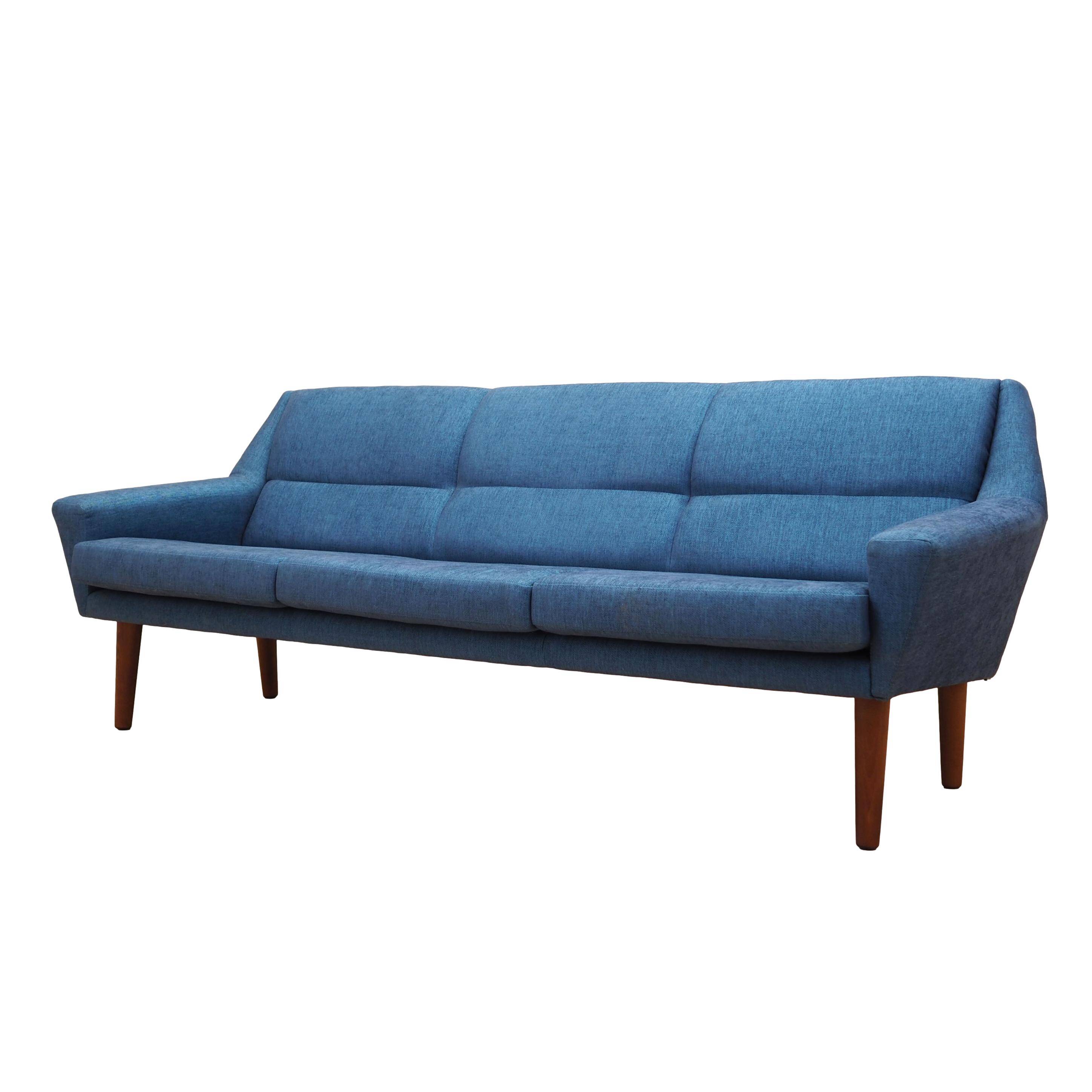 Canapé bleu, design danois, années 1990, production : Danemark