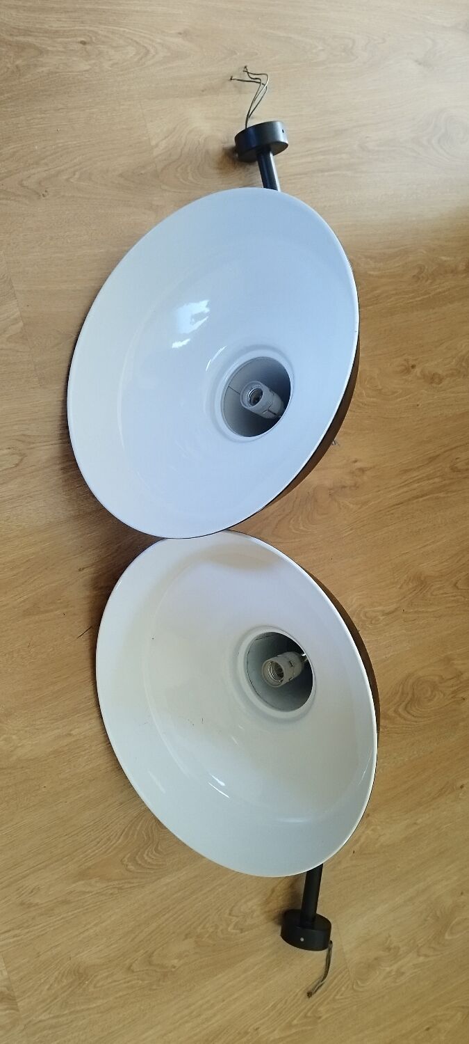 Paire de lampes d'atelier suspensions émaillée noire