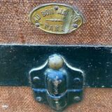 Flat trunk