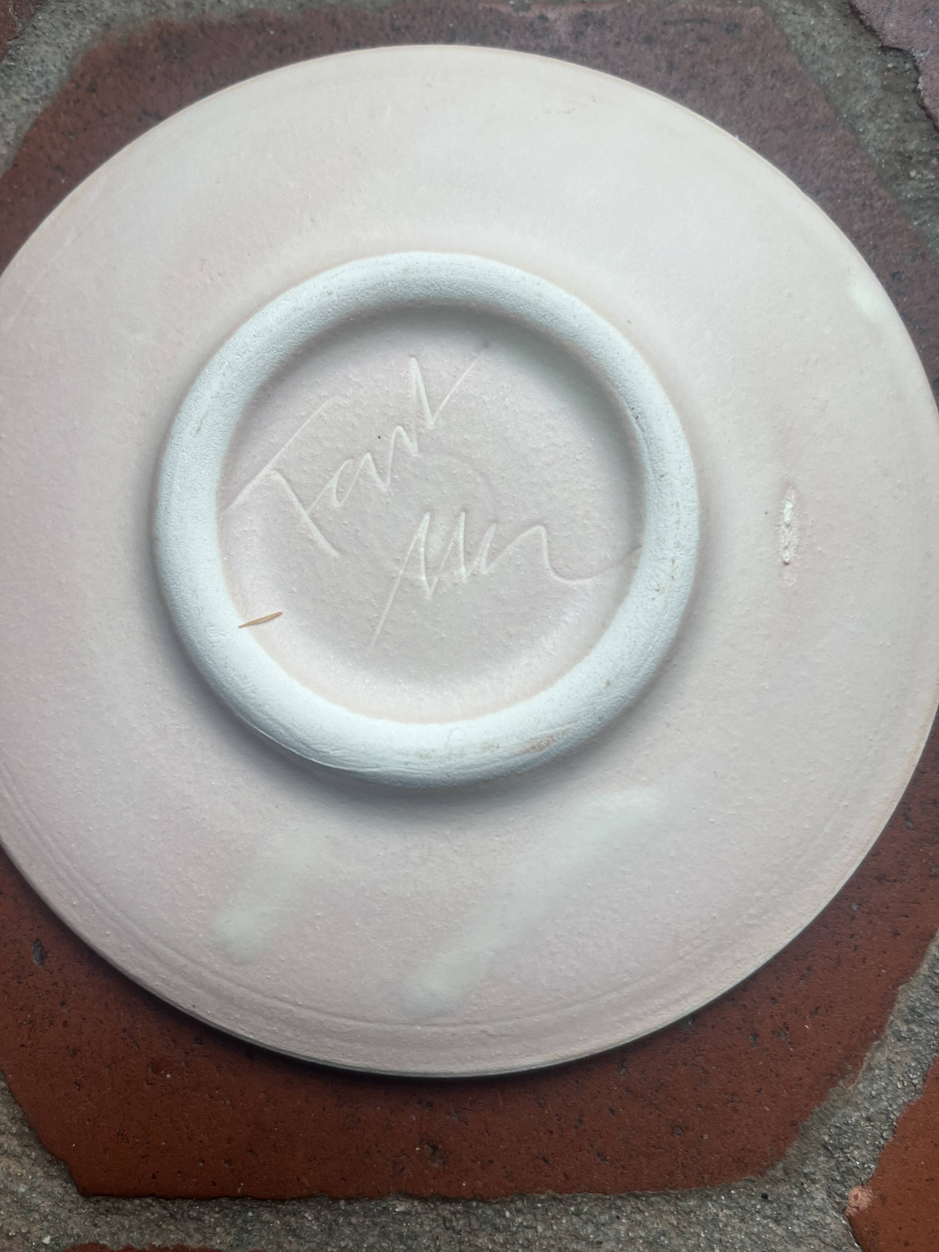 2 small Vallauris plates signed by Fonck and Mateo.