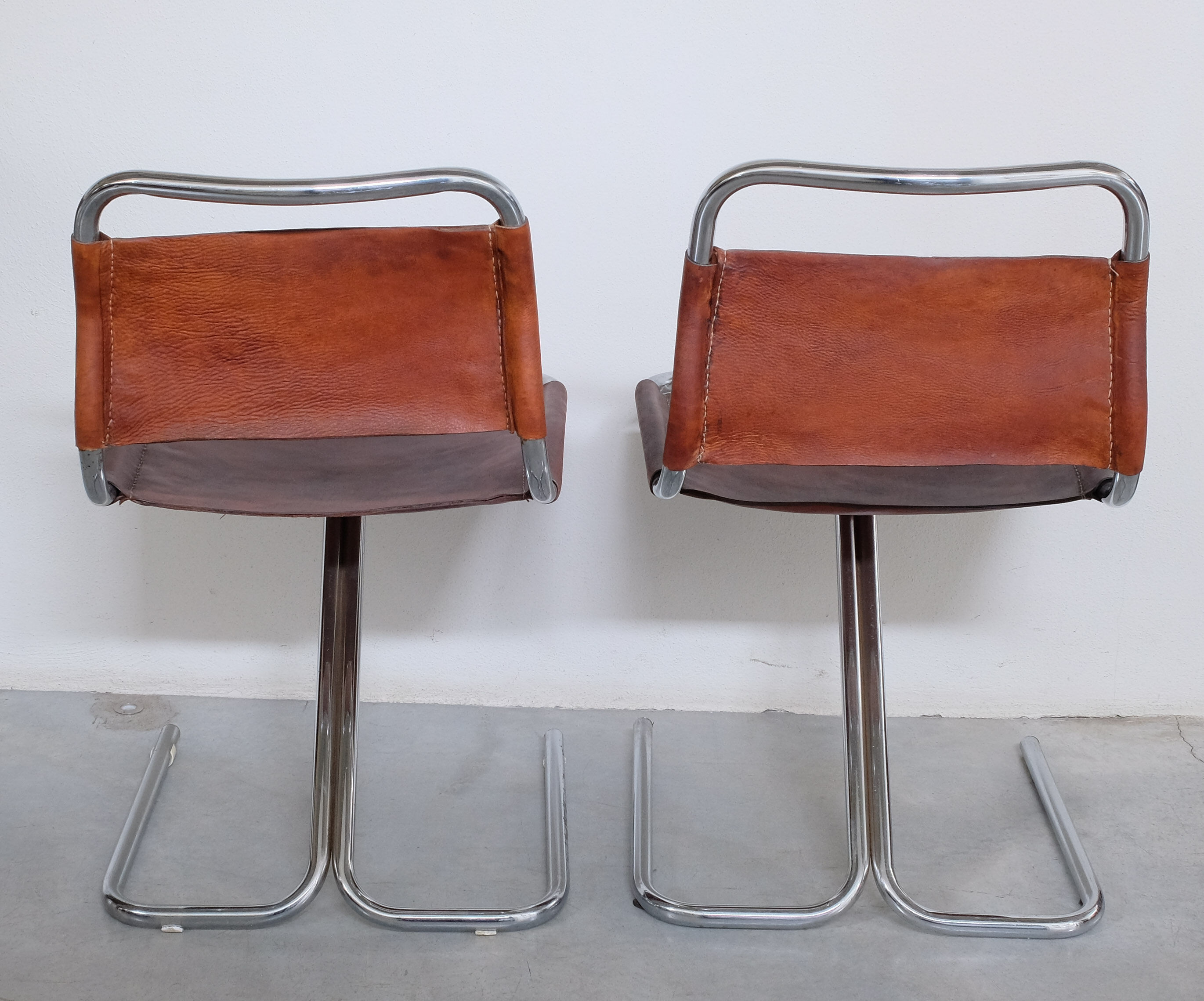 Set of 2 chairs in leather