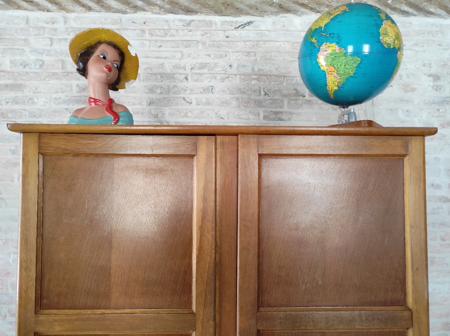 Armoire