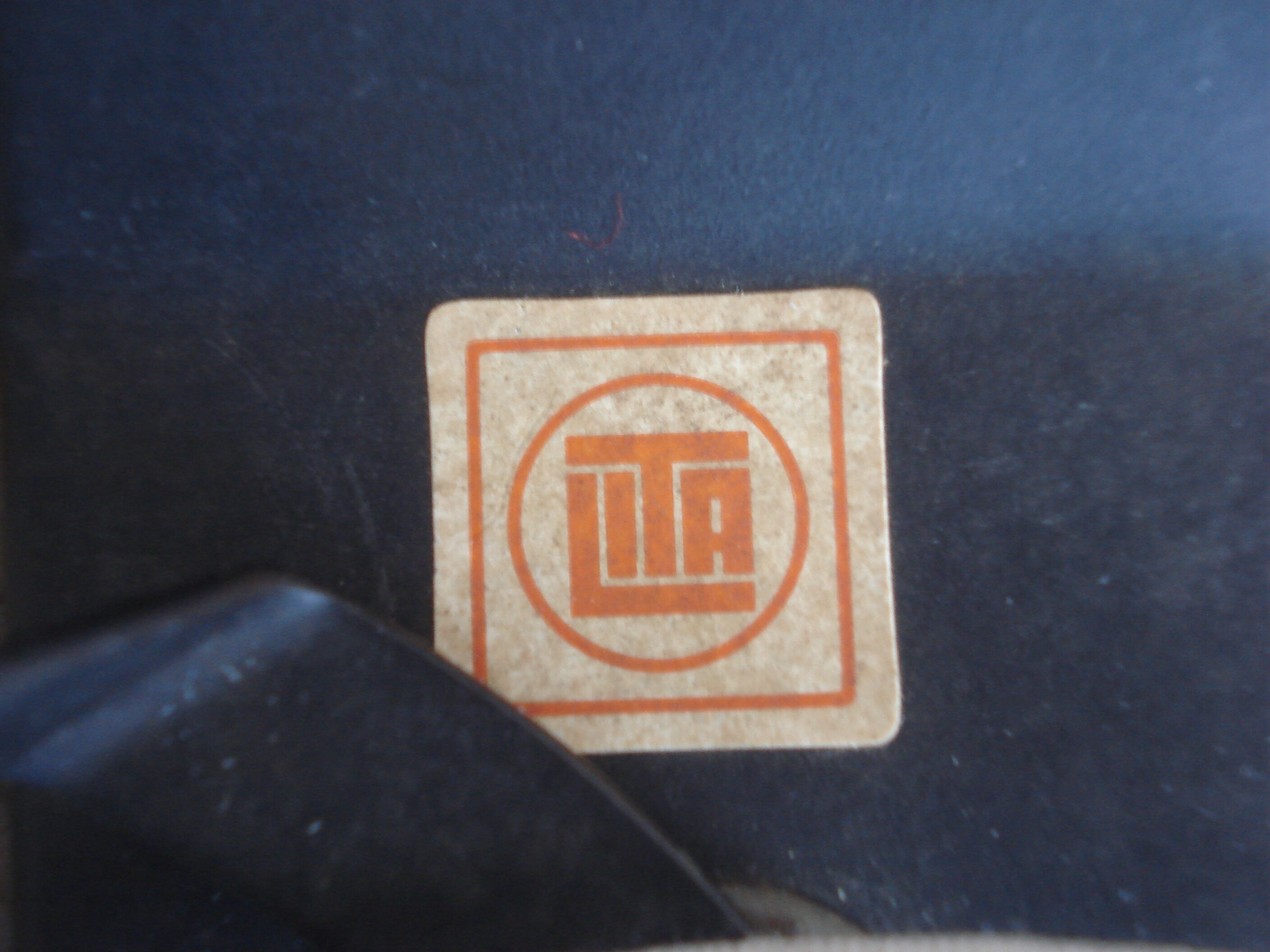 LITA 80s clip spot with golden reflector