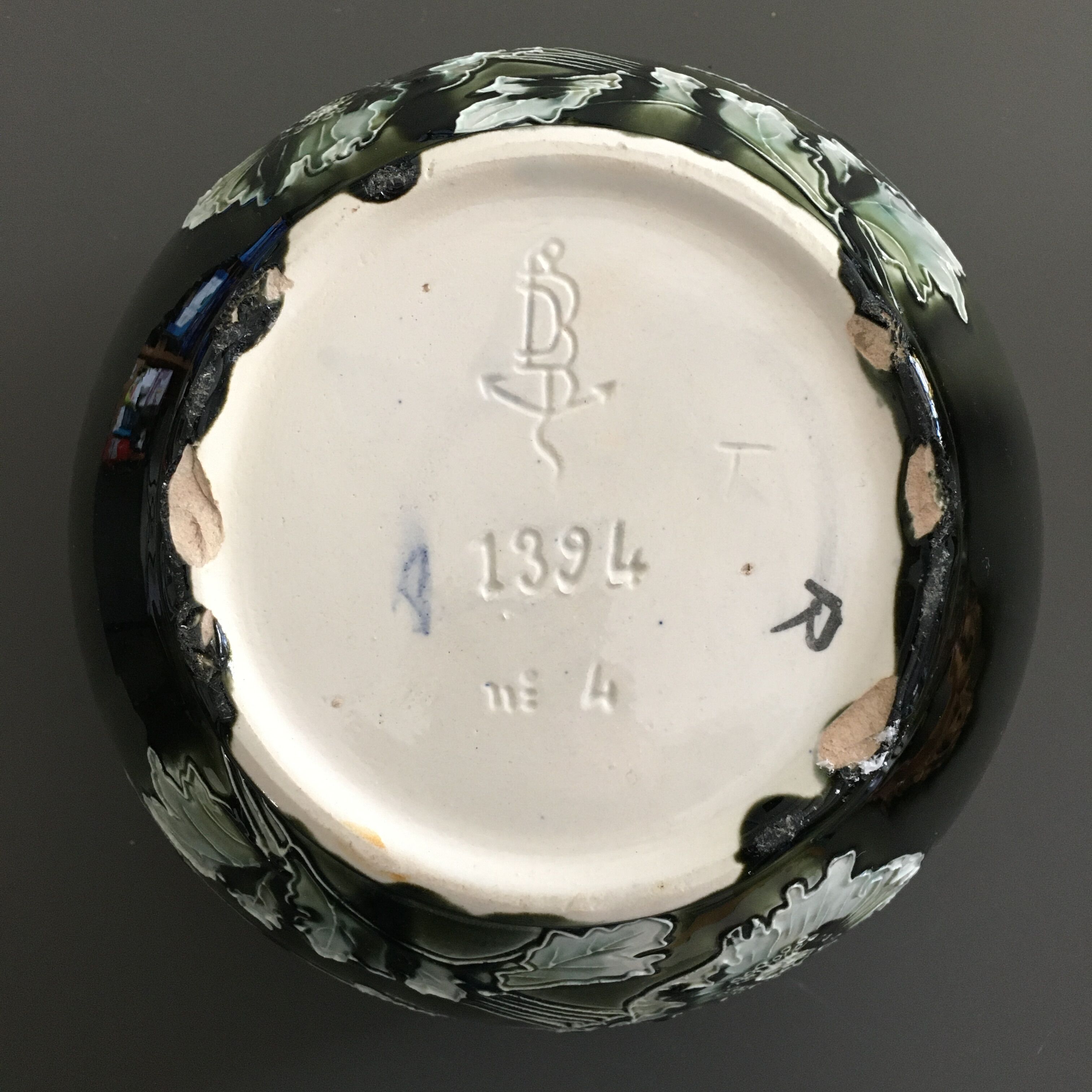 Olive green art deco pot cache