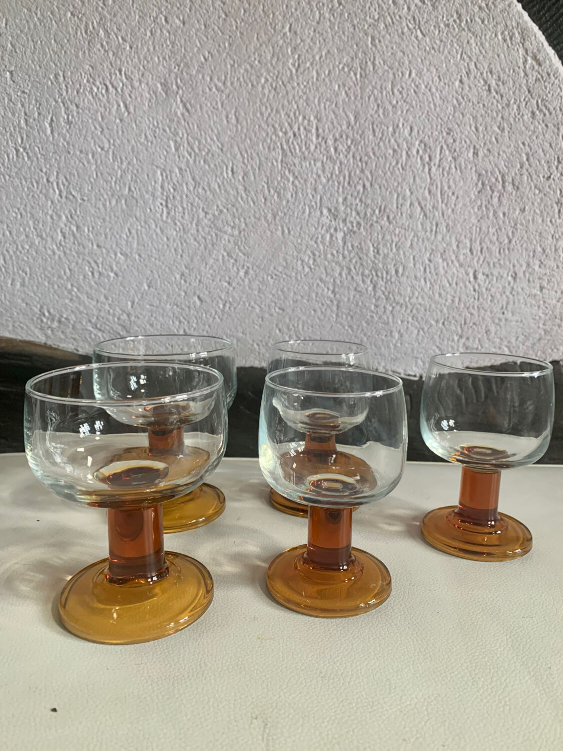 Set stemmed glasses - amber - 70s