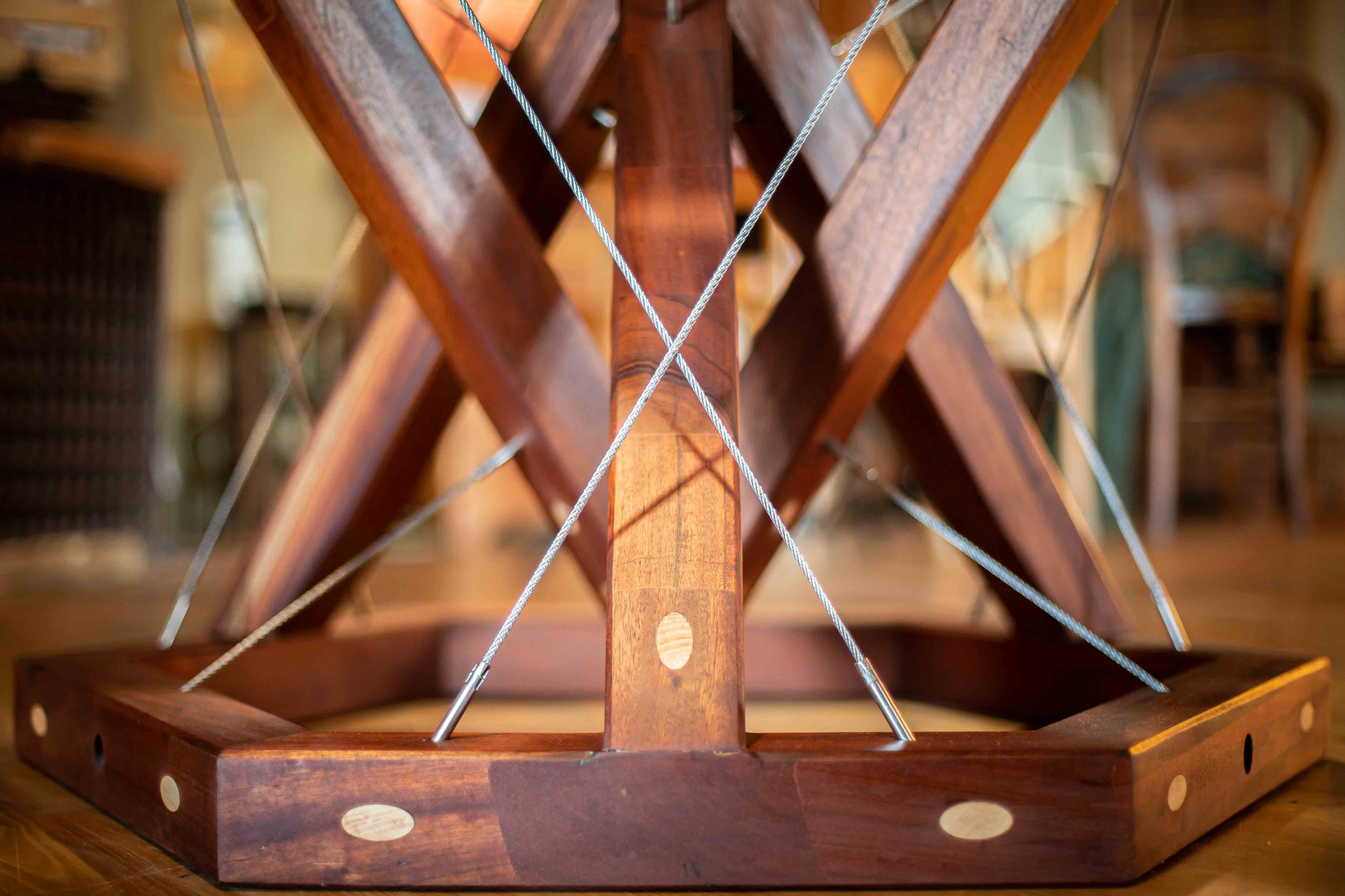 Table tenségrité