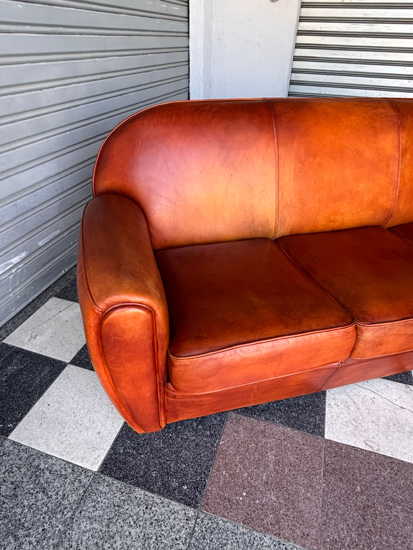 Canapé club vintage en cuir