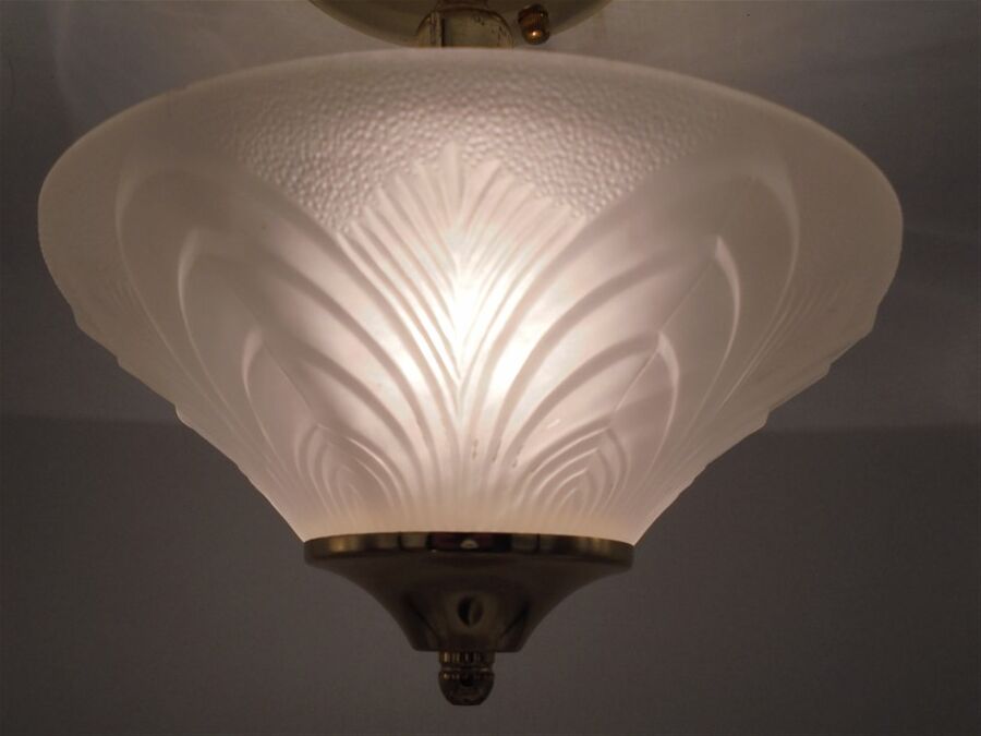 Glass and gilded metal ceiling lamp