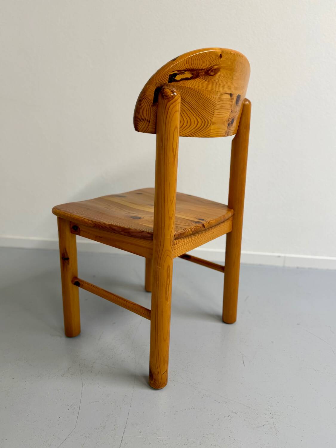 Set of 6 solid pine chairs, Scandinavian design, Reiner Daumiller