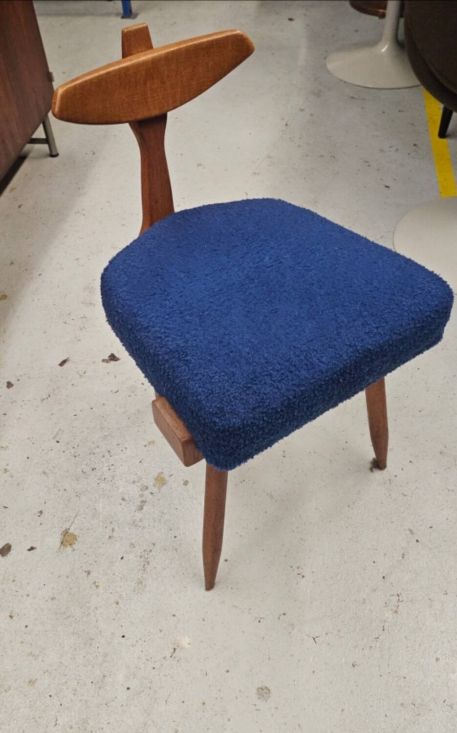 Guillerme chambron tripod chair 1950's, set of 8