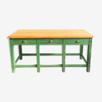 Former green patinated workbench