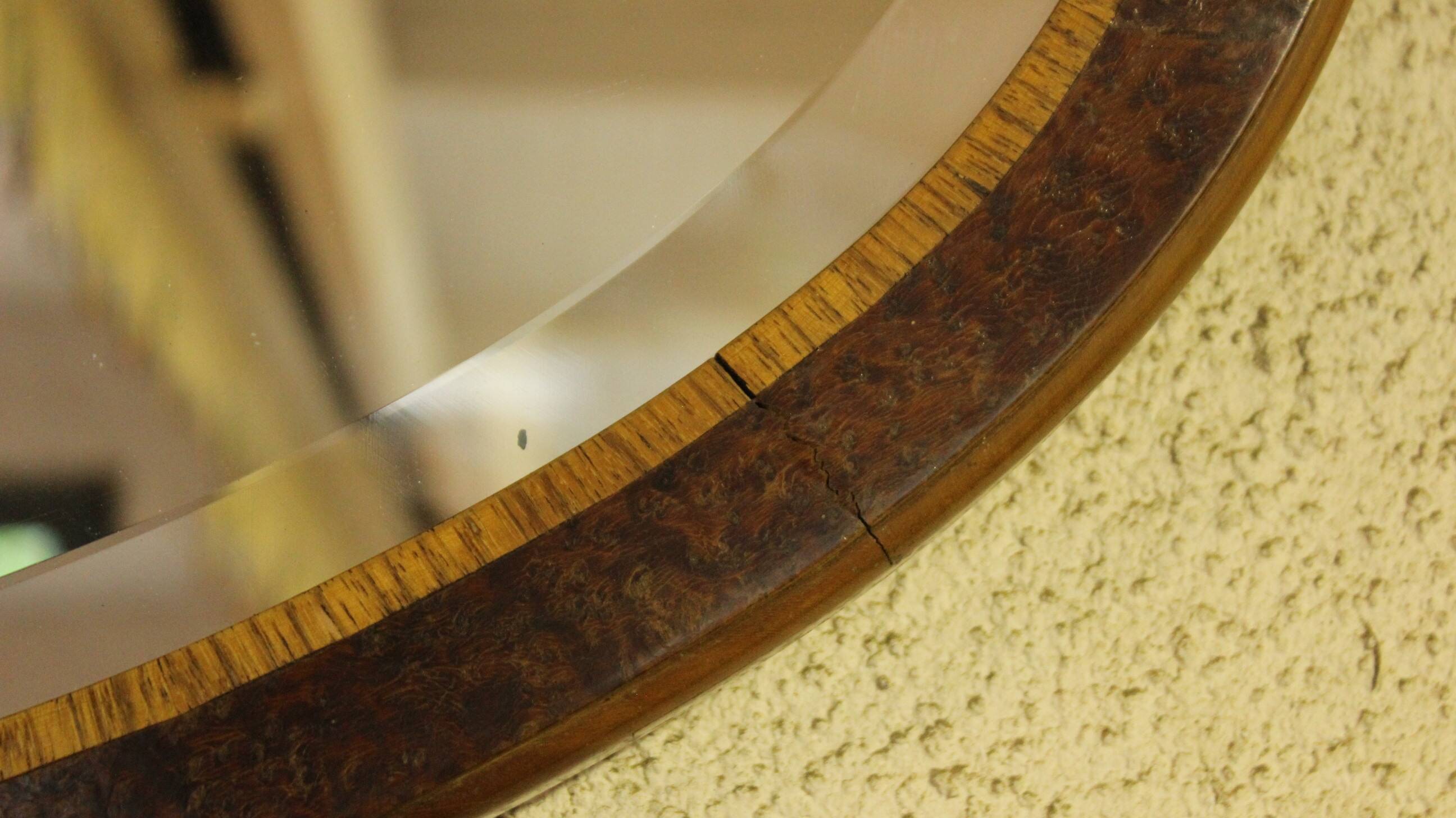 Oval mirror