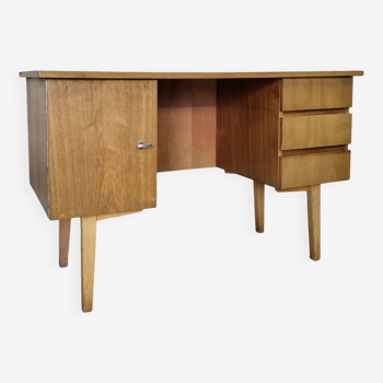 Bureau vintage en bois.