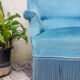 Fauteuil crapaud vintage velours bleu années 70