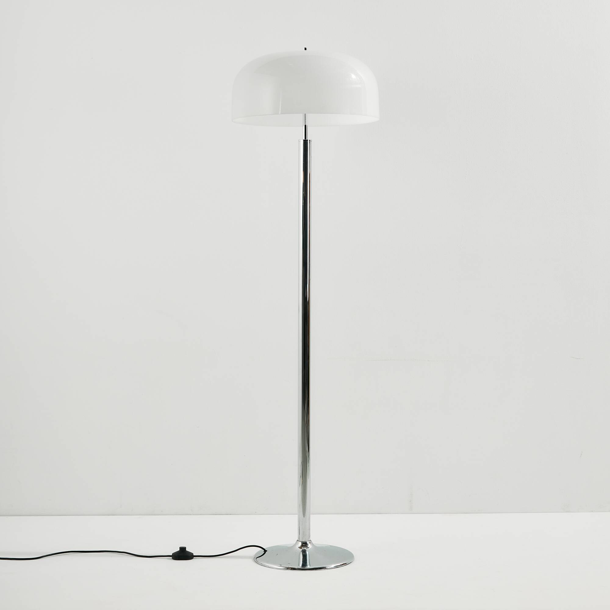 Floor lamp by Vest Leuchten